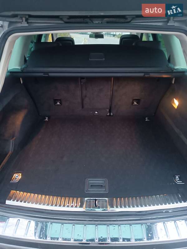 Внедорожник / Кроссовер Volkswagen Touareg 2015 в Киеве фото 18 Внедорожник / Кроссовер Volkswagen Touareg 2015 в Киеве