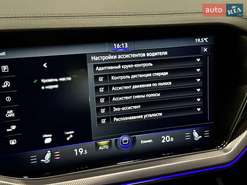 Позашляховик / Кросовер Volkswagen Touareg 2022 в Києві