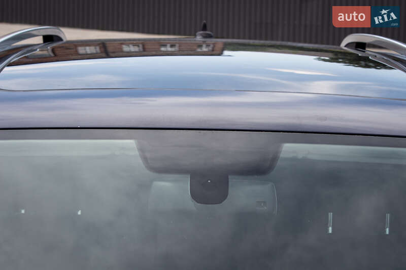 Позашляховик / Кросовер Volkswagen Touareg 2013 в Нововолинську