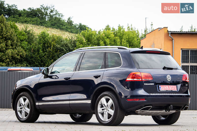 Позашляховик / Кросовер Volkswagen Touareg 2013 в Нововолинську
