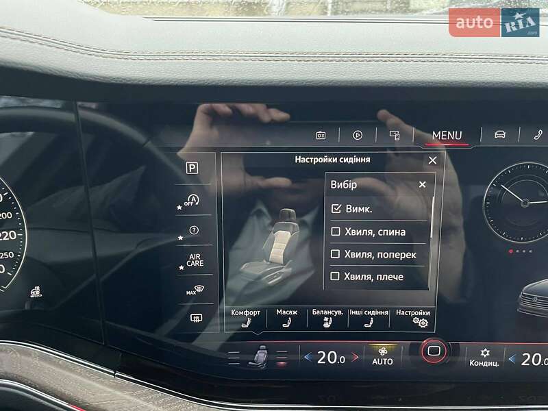 Позашляховик / Кросовер Volkswagen Touareg 2022 в Харкові