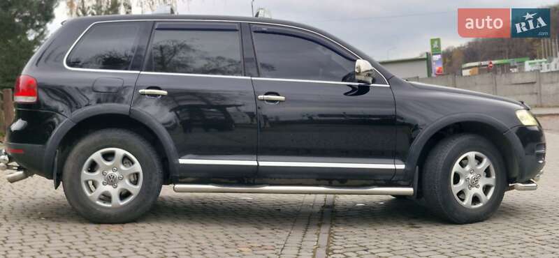 Внедорожник / Кроссовер Volkswagen Touareg 2003 в Львове