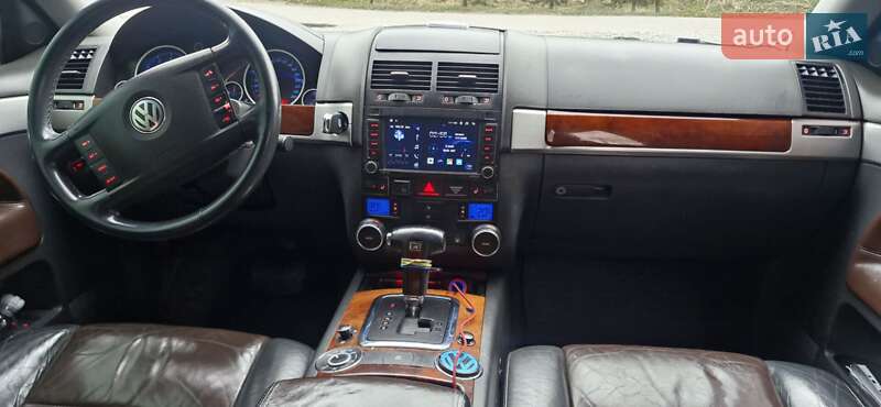 Внедорожник / Кроссовер Volkswagen Touareg 2003 в Львове