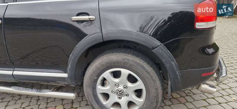 Внедорожник / Кроссовер Volkswagen Touareg 2003 в Львове