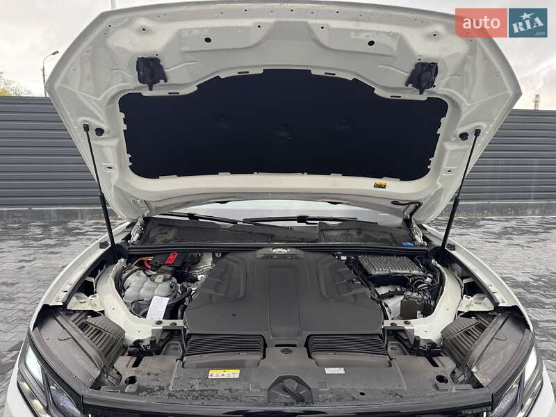 Внедорожник / Кроссовер Volkswagen Touareg 2020 в Хмельницком