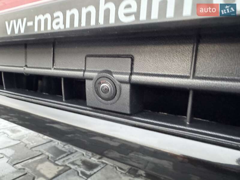 Внедорожник / Кроссовер Volkswagen Touareg 2020 в Хмельницком