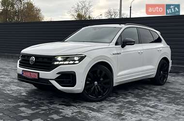 Позашляховик / Кросовер Volkswagen Touareg 2020 в Хмельницькому