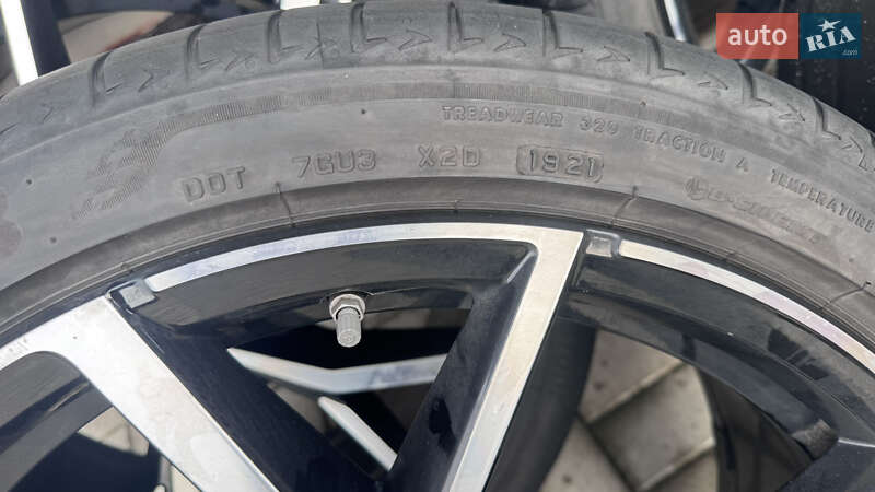 Позашляховик / Кросовер Volkswagen Touareg 2022 в Києві