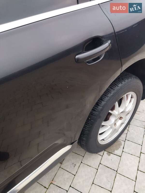 Позашляховик / Кросовер Volkswagen Touareg 2005 в Львові