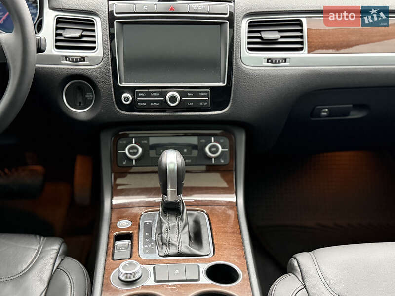 Внедорожник / Кроссовер Volkswagen Touareg 2015 в Виннице фото 33 Внедорожник / Кроссовер Volkswagen Touareg 2015 в Виннице