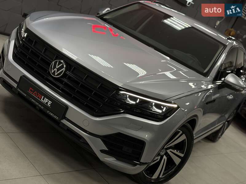 Позашляховик / Кросовер Volkswagen Touareg 2020 в Тернополі