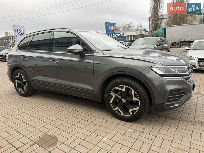 Внедорожник / Кроссовер Volkswagen Touareg 2024 в Киеве