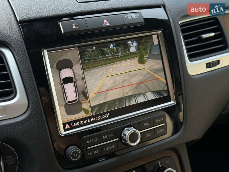 Позашляховик / Кросовер Volkswagen Touareg 2014 в Івано-Франківську