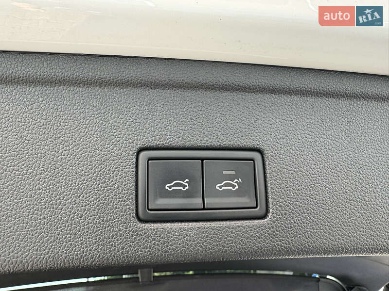 Внедорожник / Кроссовер Volkswagen Touareg 2022 в Киеве фото 32 Внедорожник / Кроссовер Volkswagen Touareg 2022 в Киеве