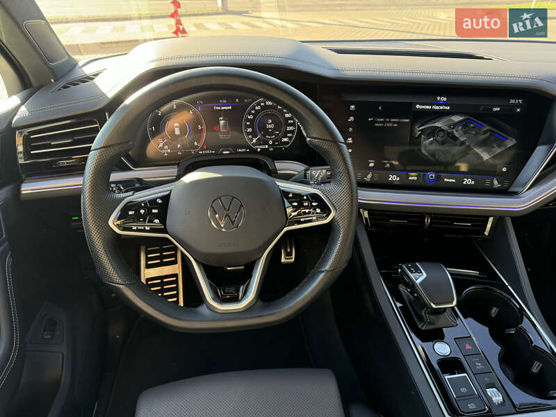 Внедорожник / Кроссовер Volkswagen Touareg 2022 в Киеве фото 40 Внедорожник / Кроссовер Volkswagen Touareg 2022 в Киеве