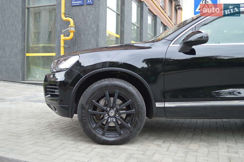 Позашляховик / Кросовер Volkswagen Touareg 2014 в Києві фото 12 Позашляховик / Кросовер Volkswagen Touareg 2014 в Києві
