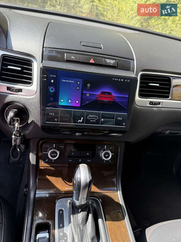 Внедорожник / Кроссовер Volkswagen Touareg 2014 в Запорожье фото 6 Внедорожник / Кроссовер Volkswagen Touareg 2014 в Запорожье