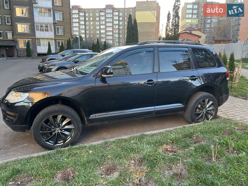 Внедорожник / Кроссовер Volkswagen Touareg 2007 в Луцке