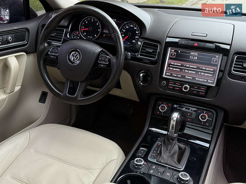 Внедорожник / Кроссовер Volkswagen Touareg 2013 в Одессе фото 48 Внедорожник / Кроссовер Volkswagen Touareg 2013 в Одессе