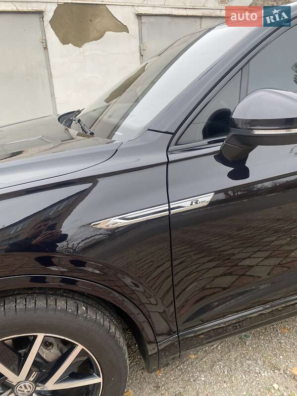 Внедорожник / Кроссовер Volkswagen Touareg 2018 в Кривом Роге фото 30 Внедорожник / Кроссовер Volkswagen Touareg 2018 в Кривом Роге