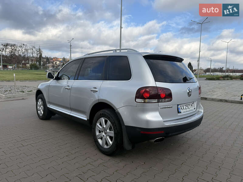 Внедорожник / Кроссовер Volkswagen Touareg 2008 в Харькове