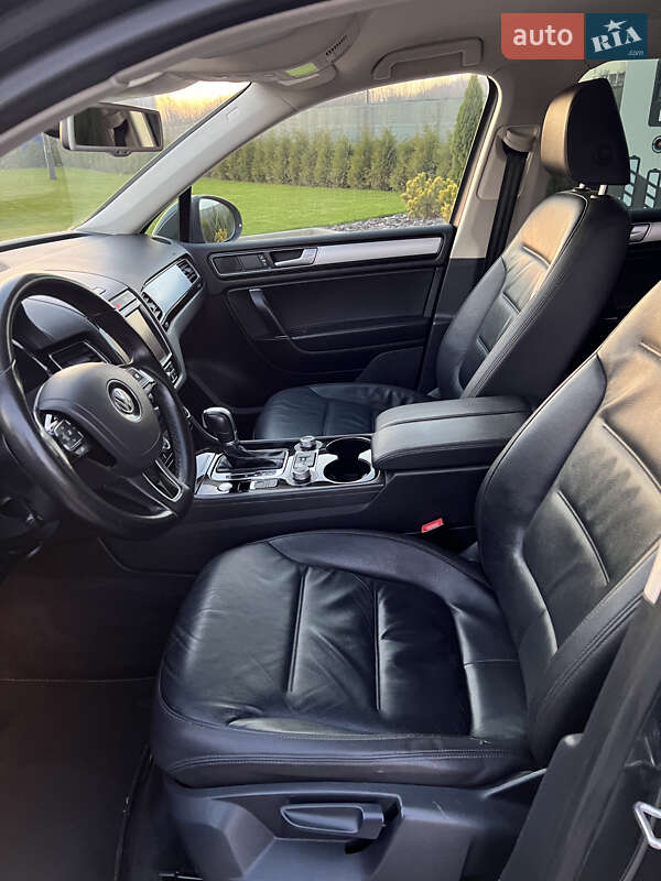 Внедорожник / Кроссовер Volkswagen Touareg 2015 в Виннице фото 54 Внедорожник / Кроссовер Volkswagen Touareg 2015 в Виннице