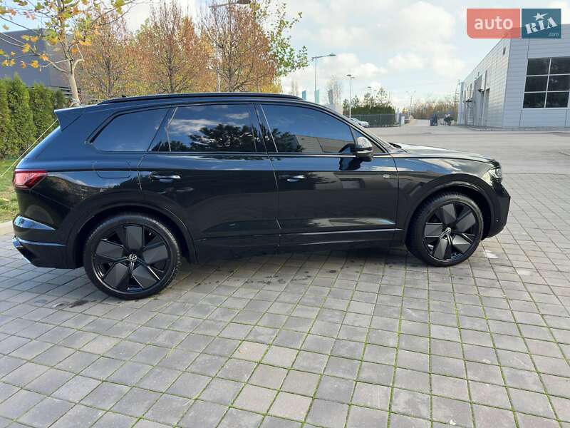 Внедорожник / Кроссовер Volkswagen Touareg 2024 в Кривом Роге фото 15 Внедорожник / Кроссовер Volkswagen Touareg 2024 в Кривом Роге