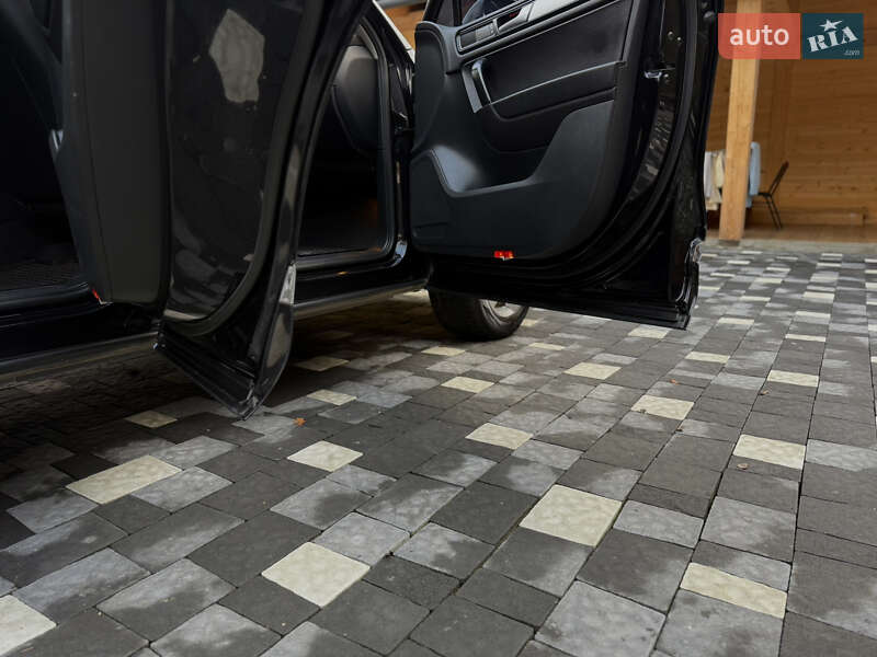 Внедорожник / Кроссовер Volkswagen Touareg 2011 в Межгорье фото 28 Внедорожник / Кроссовер Volkswagen Touareg 2011 в Межгорье