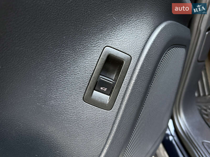 Внедорожник / Кроссовер Volkswagen Touareg 2011 в Межгорье фото 44 Внедорожник / Кроссовер Volkswagen Touareg 2011 в Межгорье