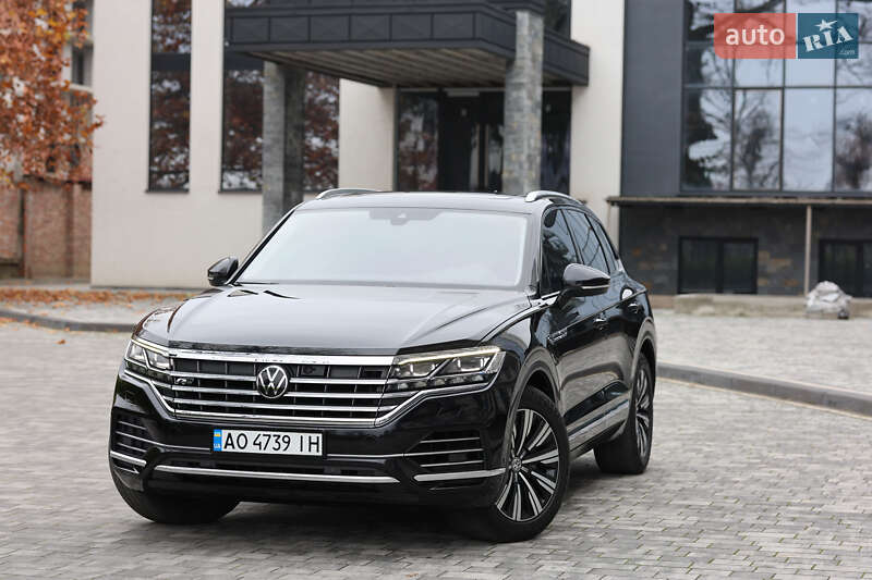Внедорожник / Кроссовер Volkswagen Touareg 2018 в Мукачево фото 5 Внедорожник / Кроссовер Volkswagen Touareg 2018 в Мукачево