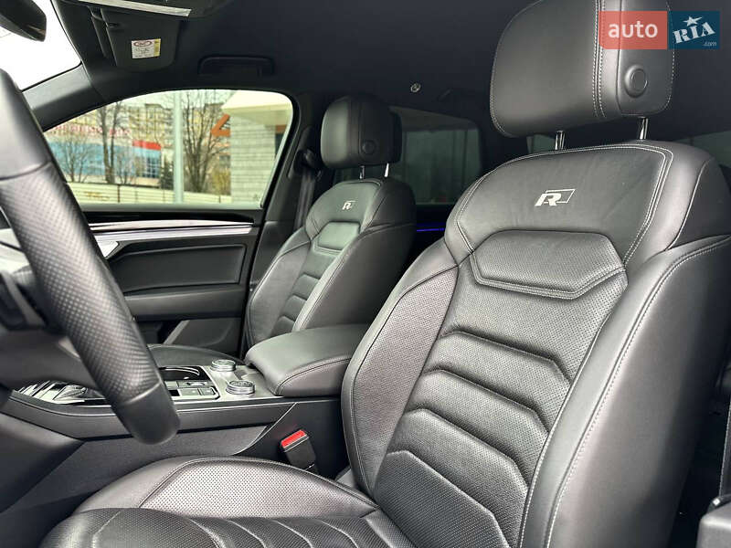 Внедорожник / Кроссовер Volkswagen Touareg 2019 в Кривом Роге