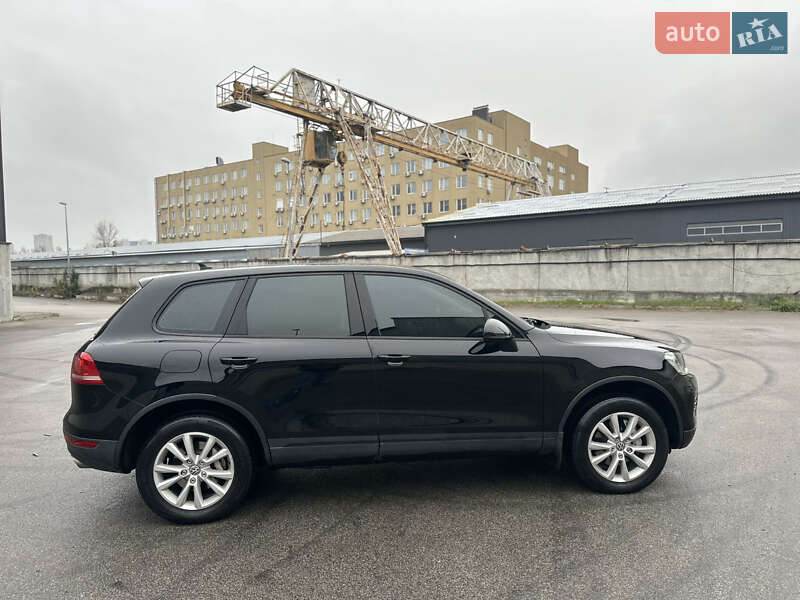 Внедорожник / Кроссовер Volkswagen Touareg 2010 в Киеве фото 15 Внедорожник / Кроссовер Volkswagen Touareg 2010 в Киеве