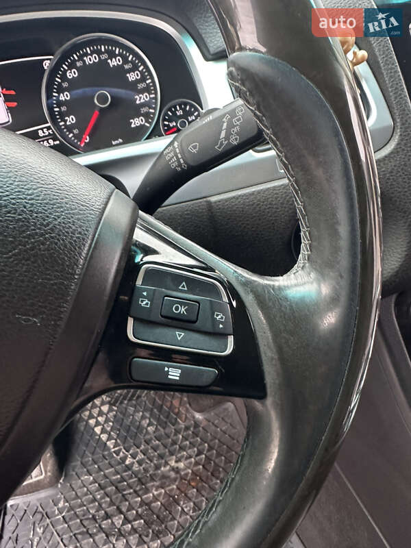 Внедорожник / Кроссовер Volkswagen Touareg 2010 в Киеве фото 33 Внедорожник / Кроссовер Volkswagen Touareg 2010 в Киеве