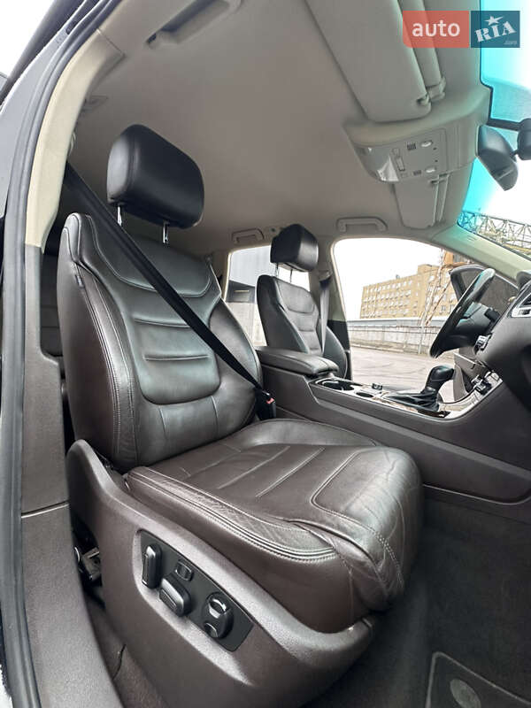 Внедорожник / Кроссовер Volkswagen Touareg 2010 в Киеве фото 43 Внедорожник / Кроссовер Volkswagen Touareg 2010 в Киеве