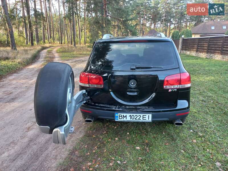 Позашляховик / Кросовер Volkswagen Touareg 2005 в Лебедині