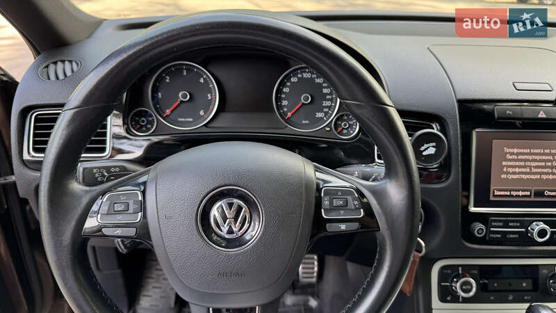 Внедорожник / Кроссовер Volkswagen Touareg 2012 в Киеве фото 24 Внедорожник / Кроссовер Volkswagen Touareg 2012 в Киеве