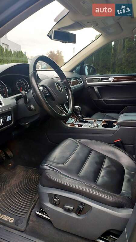 Внедорожник / Кроссовер Volkswagen Touareg 2015 в Киеве фото 8 Внедорожник / Кроссовер Volkswagen Touareg 2015 в Киеве