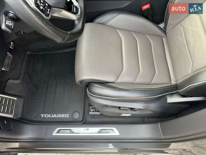 Внедорожник / Кроссовер Volkswagen Touareg 2021 в Харькове фото 23 Внедорожник / Кроссовер Volkswagen Touareg 2021 в Харькове