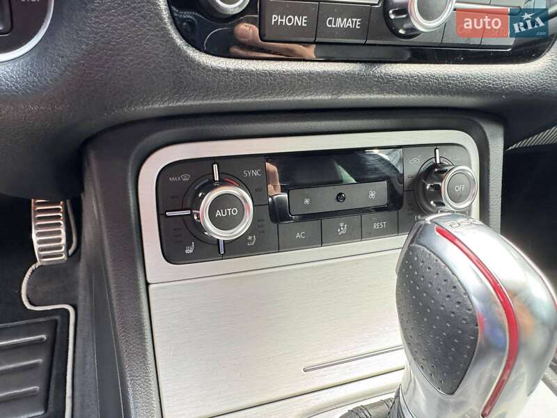 Внедорожник / Кроссовер Volkswagen Touareg 2012 в Львове фото 19 Внедорожник / Кроссовер Volkswagen Touareg 2012 в Львове