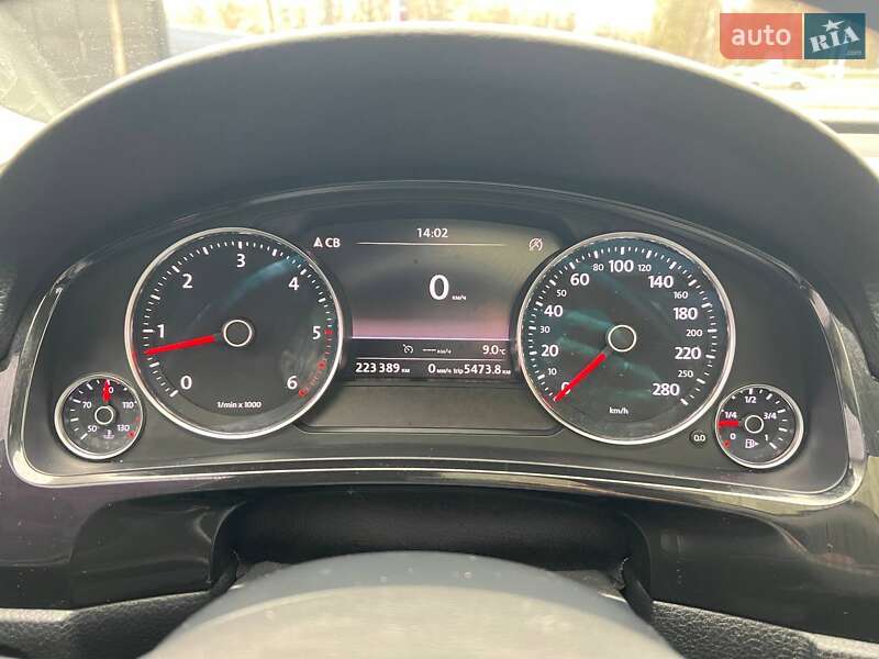 Внедорожник / Кроссовер Volkswagen Touareg 2012 в Киеве фото 16 Внедорожник / Кроссовер Volkswagen Touareg 2012 в Киеве