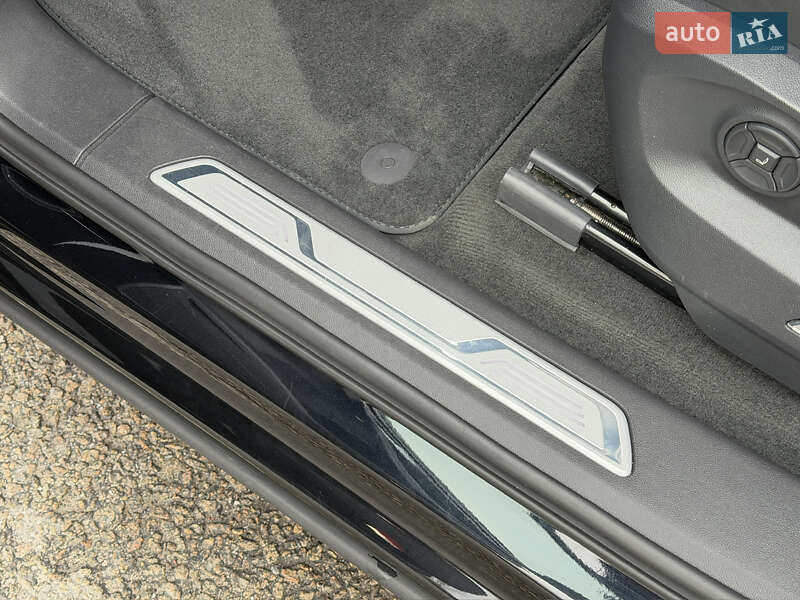 Внедорожник / Кроссовер Volkswagen Touareg 2022 в Ковеле