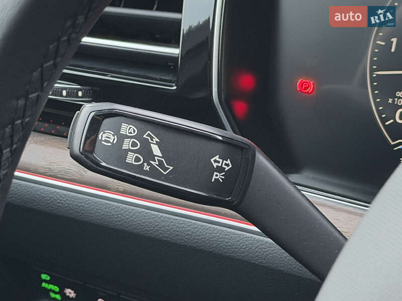 Внедорожник / Кроссовер Volkswagen Touareg 2022 в Ковеле