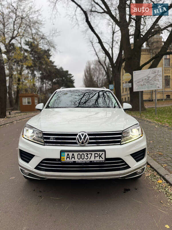 Внедорожник / Кроссовер Volkswagen Touareg 2015 в Киеве фото 15 Внедорожник / Кроссовер Volkswagen Touareg 2015 в Киеве