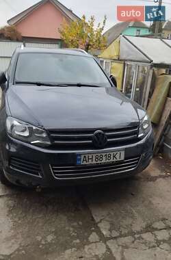 Позашляховик / Кросовер Volkswagen Touareg 2014 в Нових Петрівцях