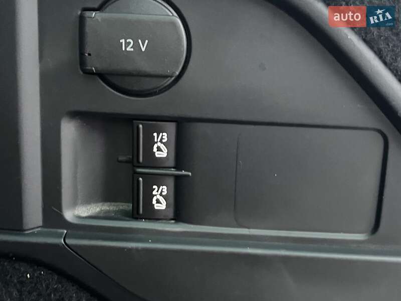 Внедорожник / Кроссовер Volkswagen Touareg 2016 в Виннице фото 48 Внедорожник / Кроссовер Volkswagen Touareg 2016 в Виннице