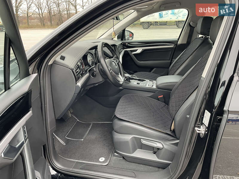 Внедорожник / Кроссовер Volkswagen Touareg 2019 в Кропивницком фото 20 Внедорожник / Кроссовер Volkswagen Touareg 2019 в Кропивницком