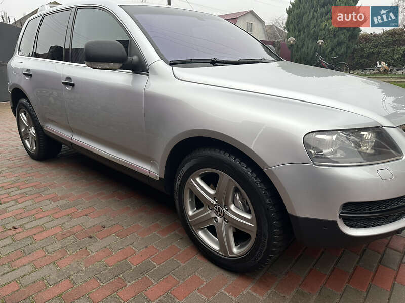Внедорожник / Кроссовер Volkswagen Touareg 2005 в Прилуках
