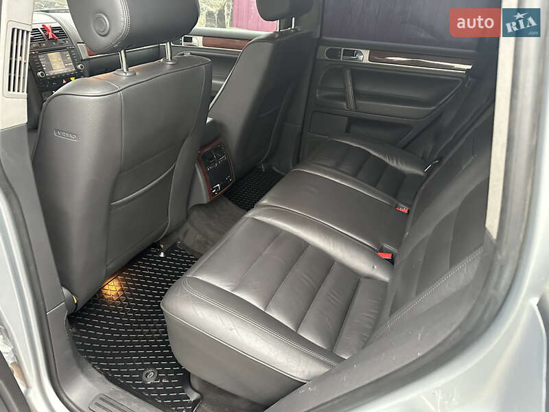 Внедорожник / Кроссовер Volkswagen Touareg 2005 в Прилуках