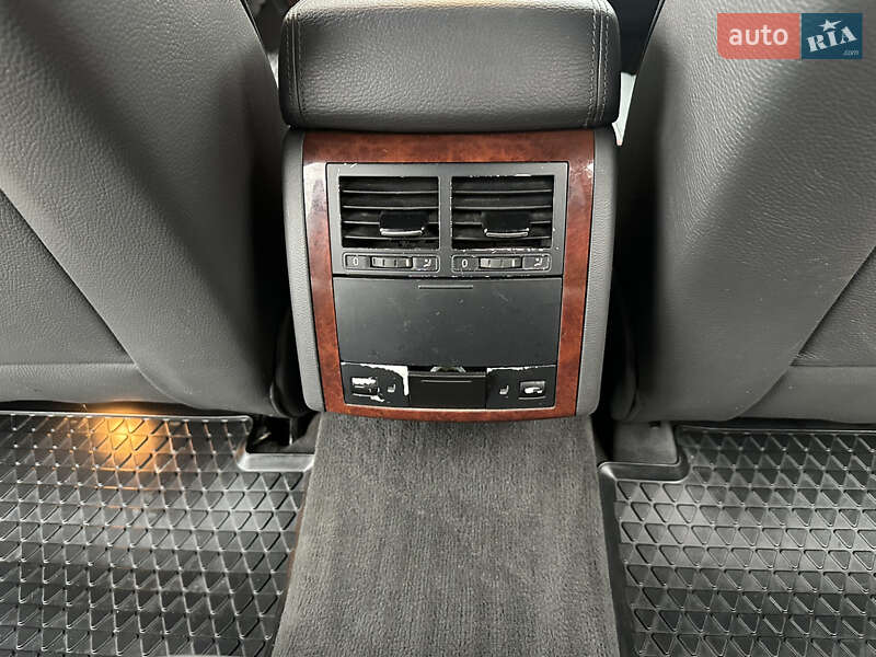 Внедорожник / Кроссовер Volkswagen Touareg 2005 в Прилуках