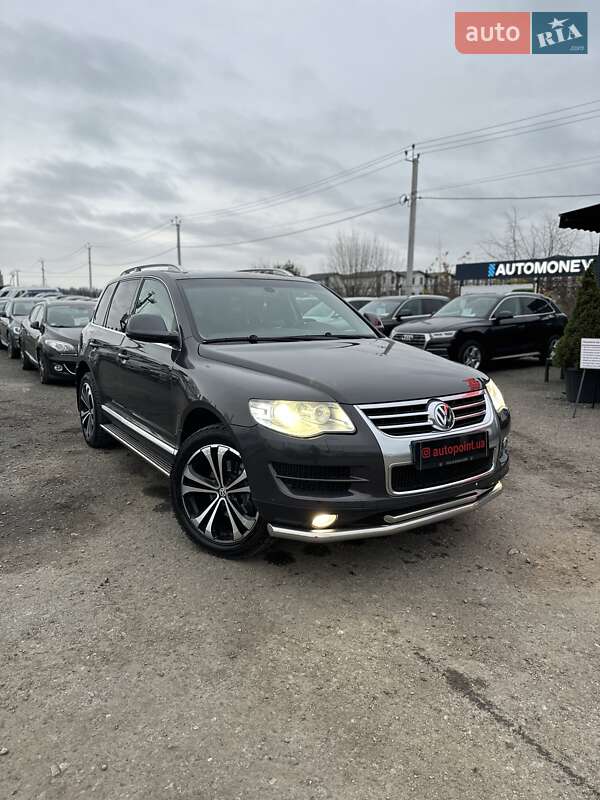 Внедорожник / Кроссовер Volkswagen Touareg 2008 в Белогородке